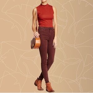 Rust Sleeveless Top and Brown Skinny Jeans